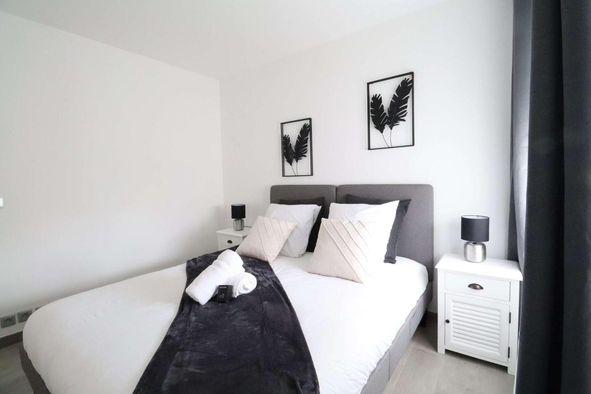 Frenchy By Plaza Serris Exterior foto